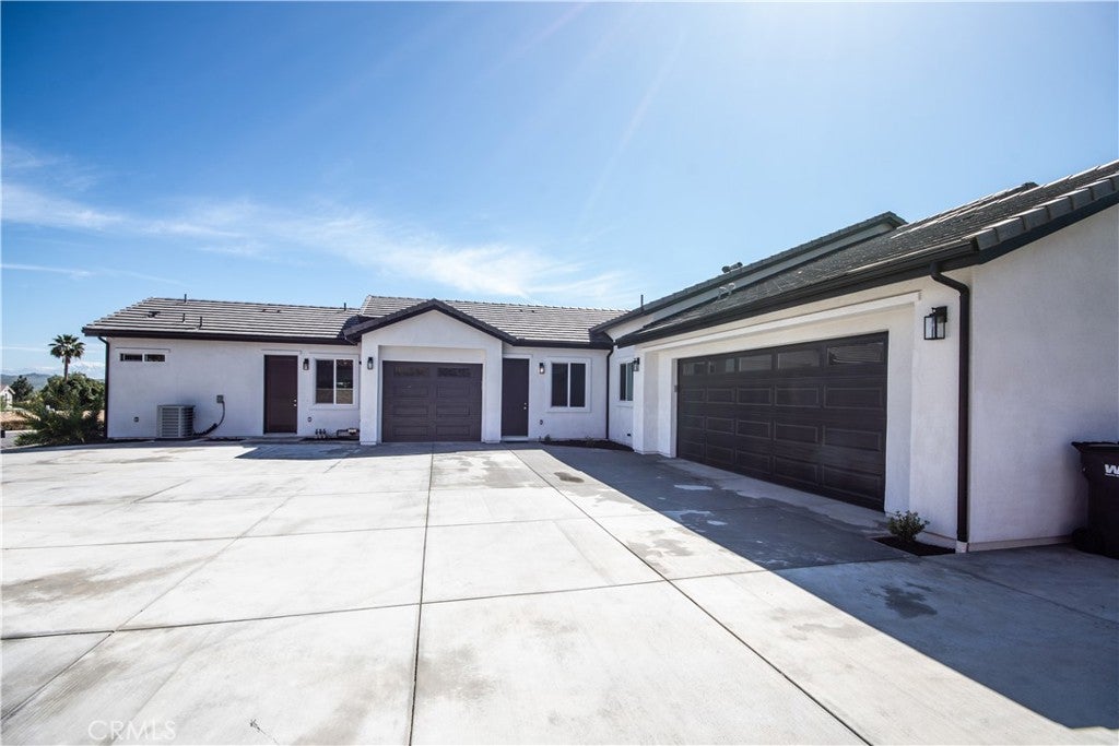 Corona, California, 92881, United States, 8 Bedrooms Bedrooms, ,9 BathroomsBathrooms,Residential,Active,1902941