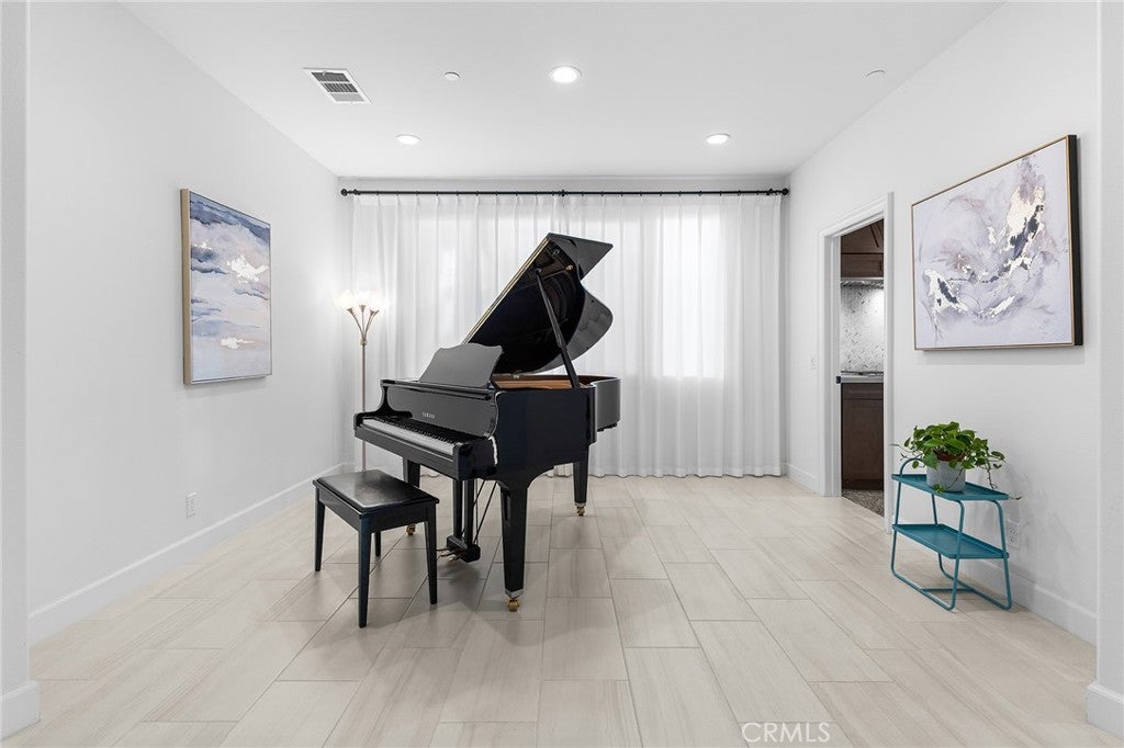 Chino Hills, California, 91709, United States, 5 Bedrooms Bedrooms, ,6 BathroomsBathrooms,Residential,Active,1986885