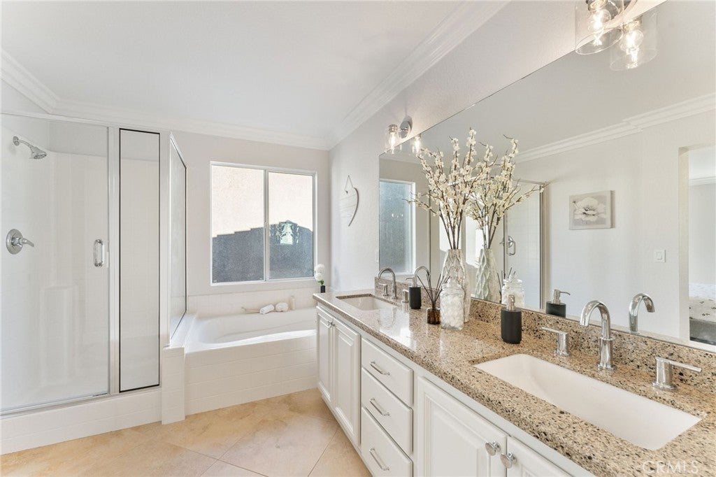 Rancho Santa Margarita, California, 92688, United States, 6 Bedrooms Bedrooms, ,3 BathroomsBathrooms,Residential,Active,2010204