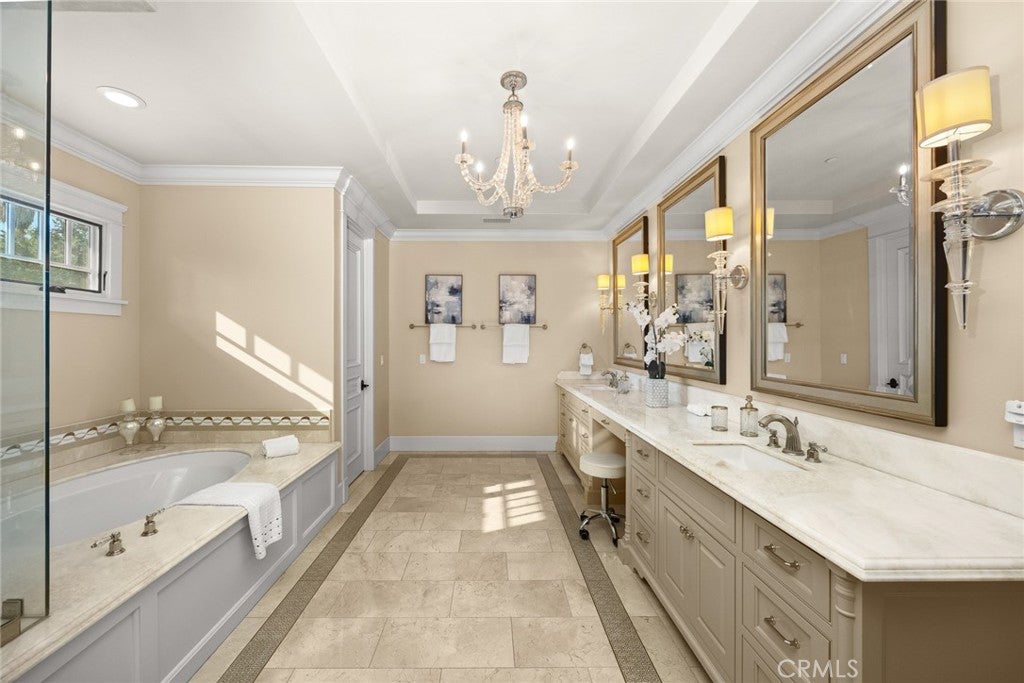 Arcadia, California, 91007, United States, 5 Bedrooms Bedrooms, ,6 BathroomsBathrooms,Residential,Active,1952997