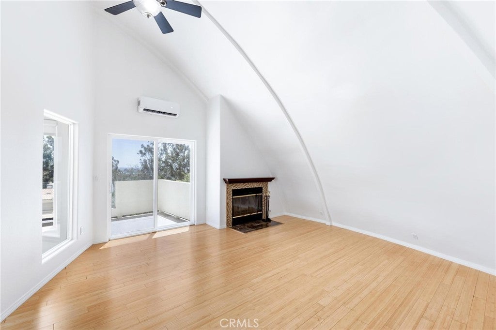 Chatsworth, California, 91311, United States, 4 Bedrooms Bedrooms, ,4 BathroomsBathrooms,Residential,Active,2011421