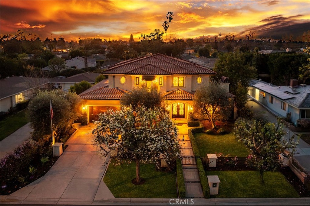 Arcadia, California, 91006, United States, 4 Bedrooms Bedrooms, ,5 BathroomsBathrooms,Residential,Active,2014620