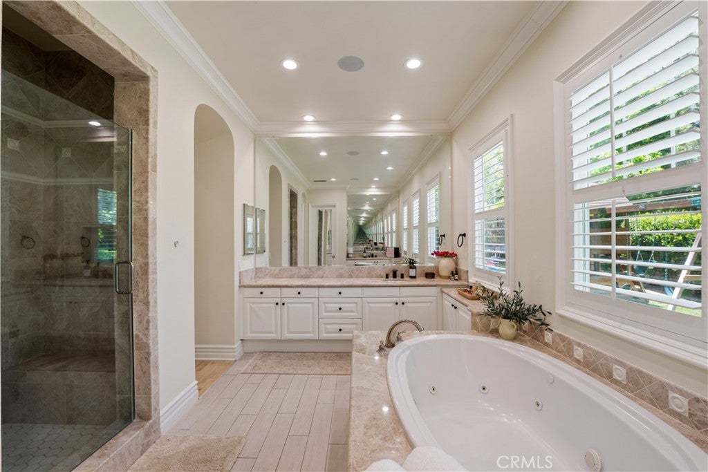 Canyon Country, California, 91387, United States, 4 Bedrooms Bedrooms, ,5 BathroomsBathrooms,Residential,Active,1953690