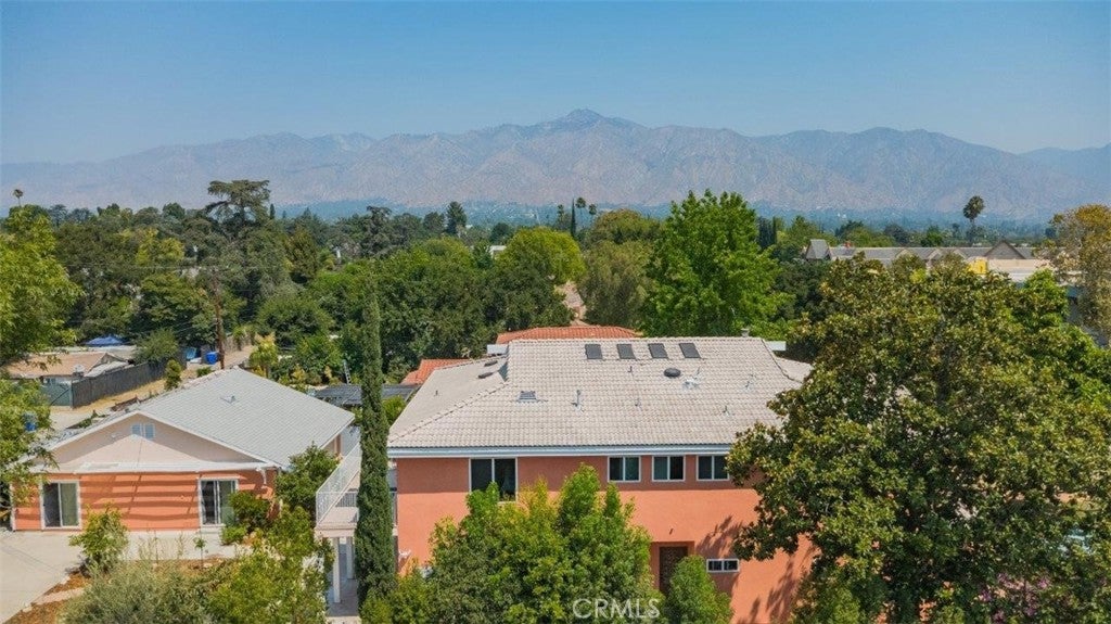 Pasadena, California, 91107, United States, 6 Bedrooms Bedrooms, ,5 BathroomsBathrooms,Residential,Active,1914920