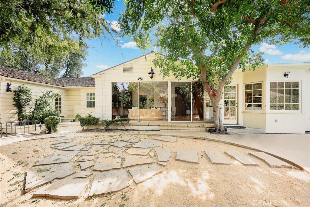 San Marino, California, 91108, United States, 4 Bedrooms Bedrooms, ,3 BathroomsBathrooms,Residential,Active,1993951