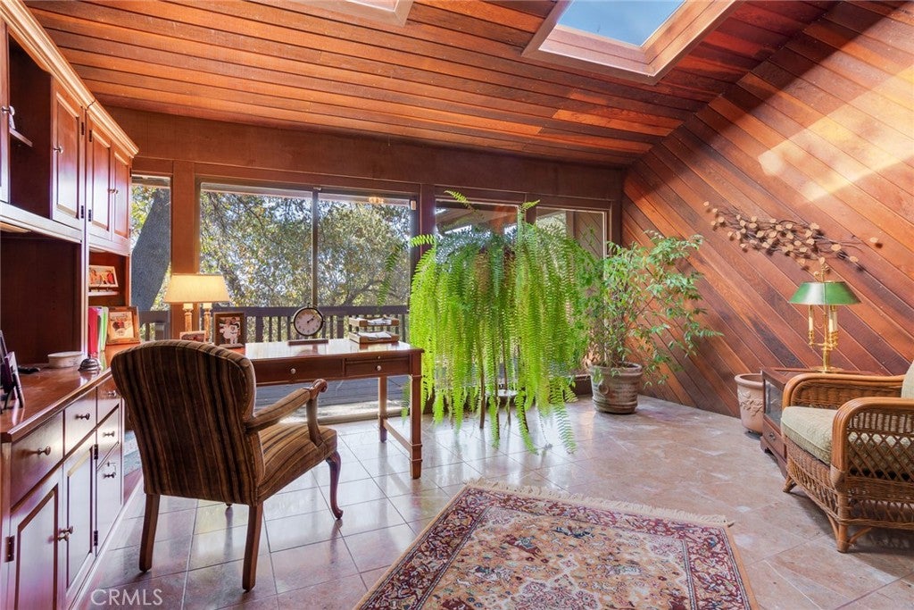 Yucaipa, California, 92399, United States, 4 Bedrooms Bedrooms, ,5 BathroomsBathrooms,Residential,Active,1990591