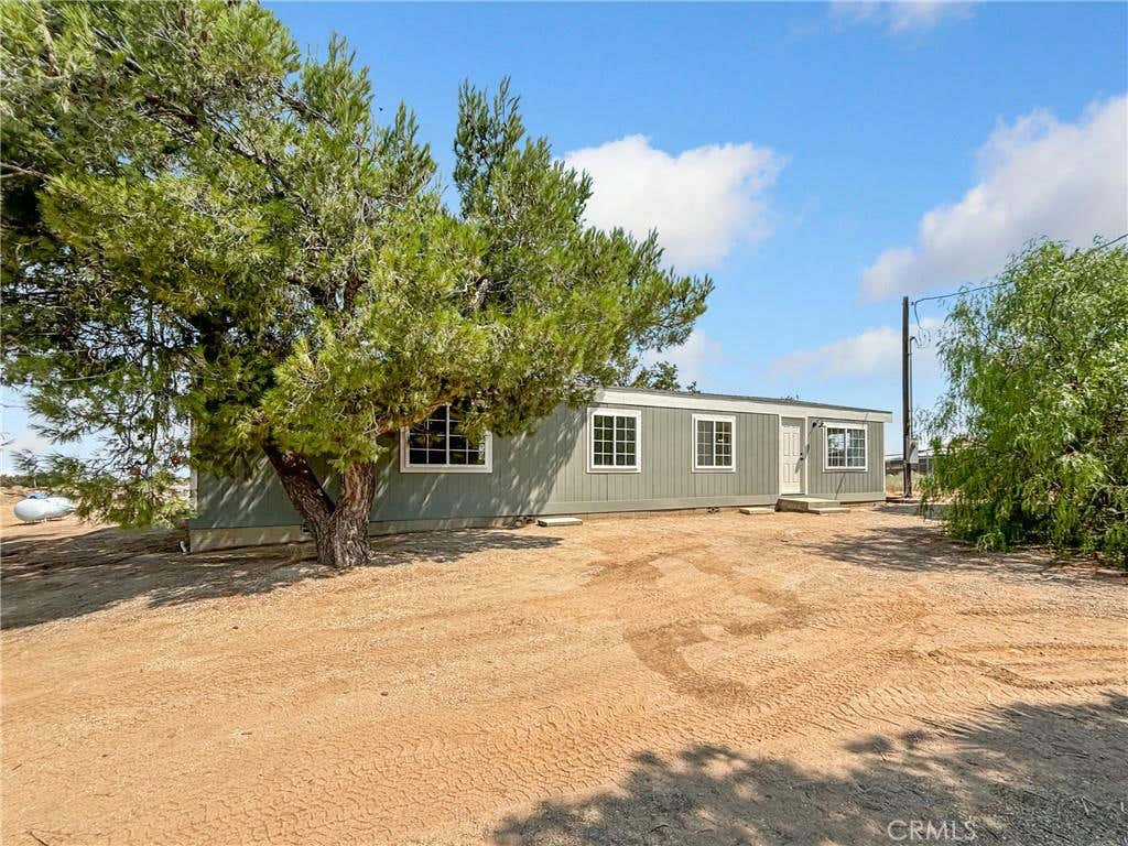 8615 SHASTA RD, PHELAN, CA 92371, photo 1 of 39