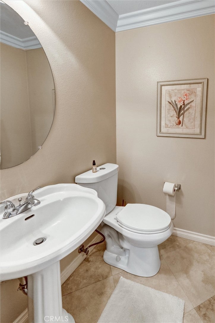 Murrieta, California, 92562, United States, 6 Bedrooms Bedrooms, ,5 BathroomsBathrooms,Residential,Active,1914833