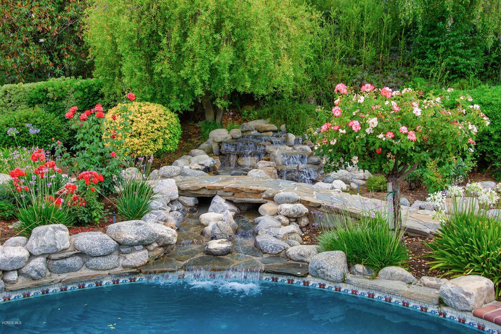 Agoura Hills, California, 91301, United States, 5 Bedrooms Bedrooms, ,5 BathroomsBathrooms,Residential,Active,2012898