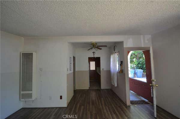 13616 JETMORE AVE, PARAMOUNT, CA 90723, photo 4 of 20