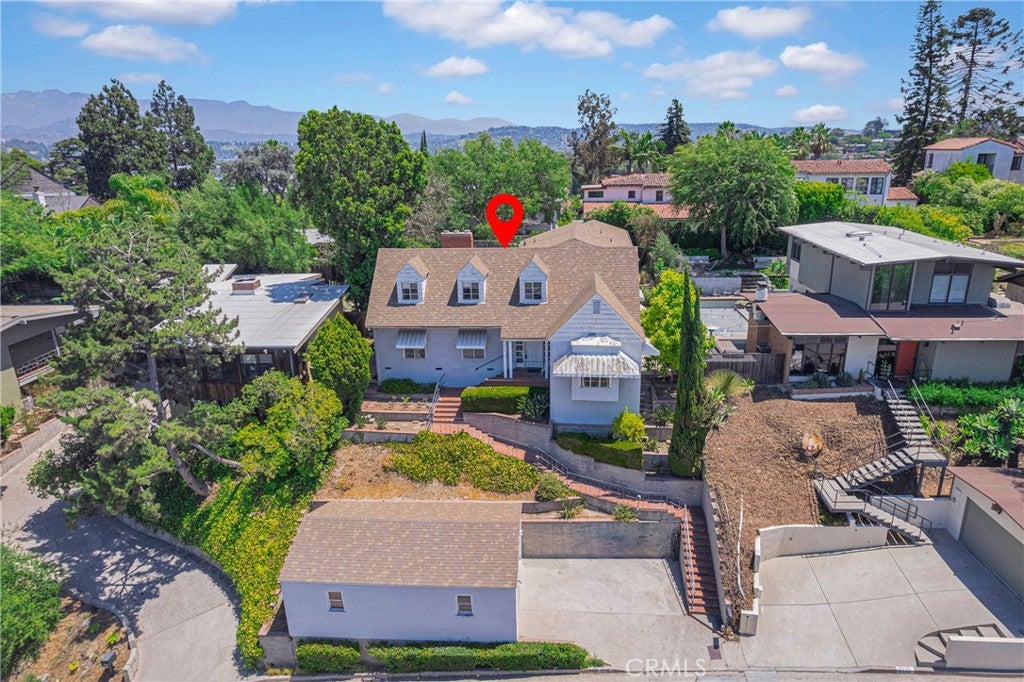 Los Angeles, California, 90039, United States, 4 Bedrooms Bedrooms, ,3 BathroomsBathrooms,Residential,Active,1892396