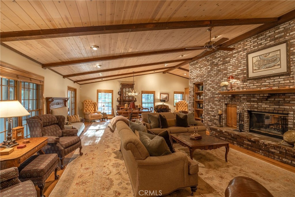 Big Bear Lake, California, 92315, United States, 4 Bedrooms Bedrooms, ,4 BathroomsBathrooms,Residential,Active,1914598