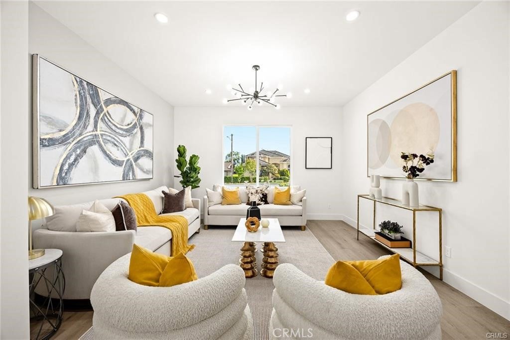 Pasadena, California, 91107, United States, 5 Bedrooms Bedrooms, ,6 BathroomsBathrooms,Residential,Active,1960137