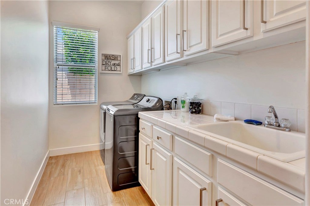 Indio, California, 92201, United States, 6 Bedrooms Bedrooms, ,5 BathroomsBathrooms,Residential,Active,1880350