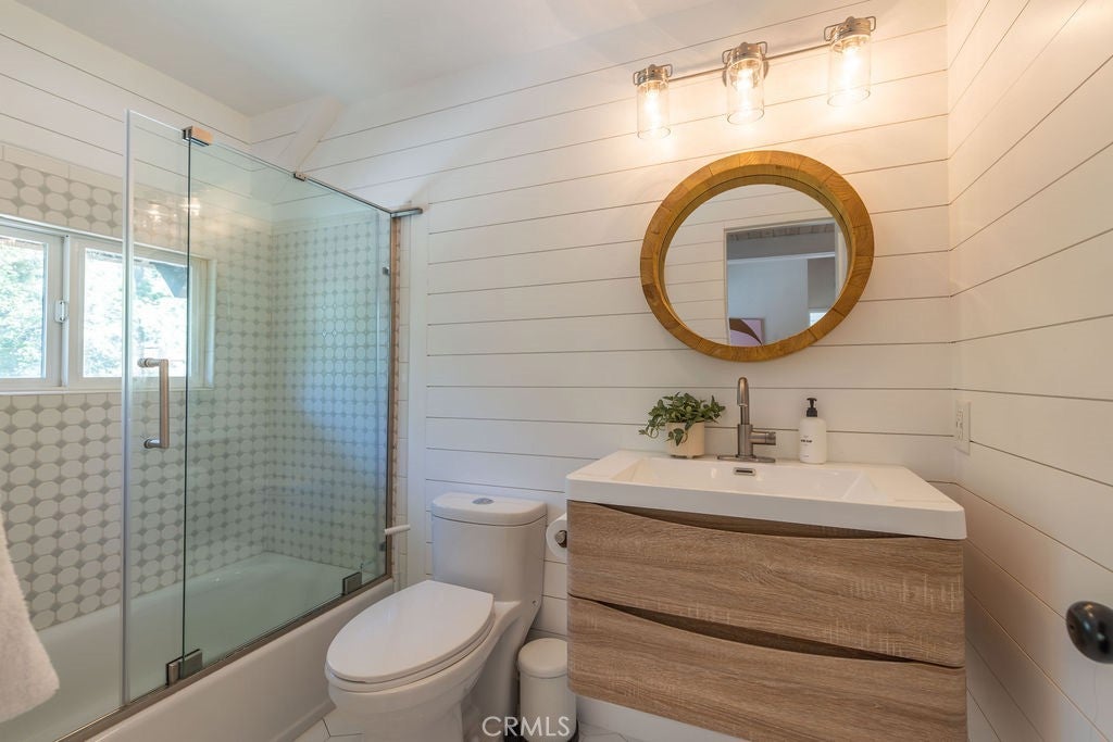 Big Bear Lake, California, 92315, United States, 4 Bedrooms Bedrooms, ,4 BathroomsBathrooms,Residential,Active,1926921