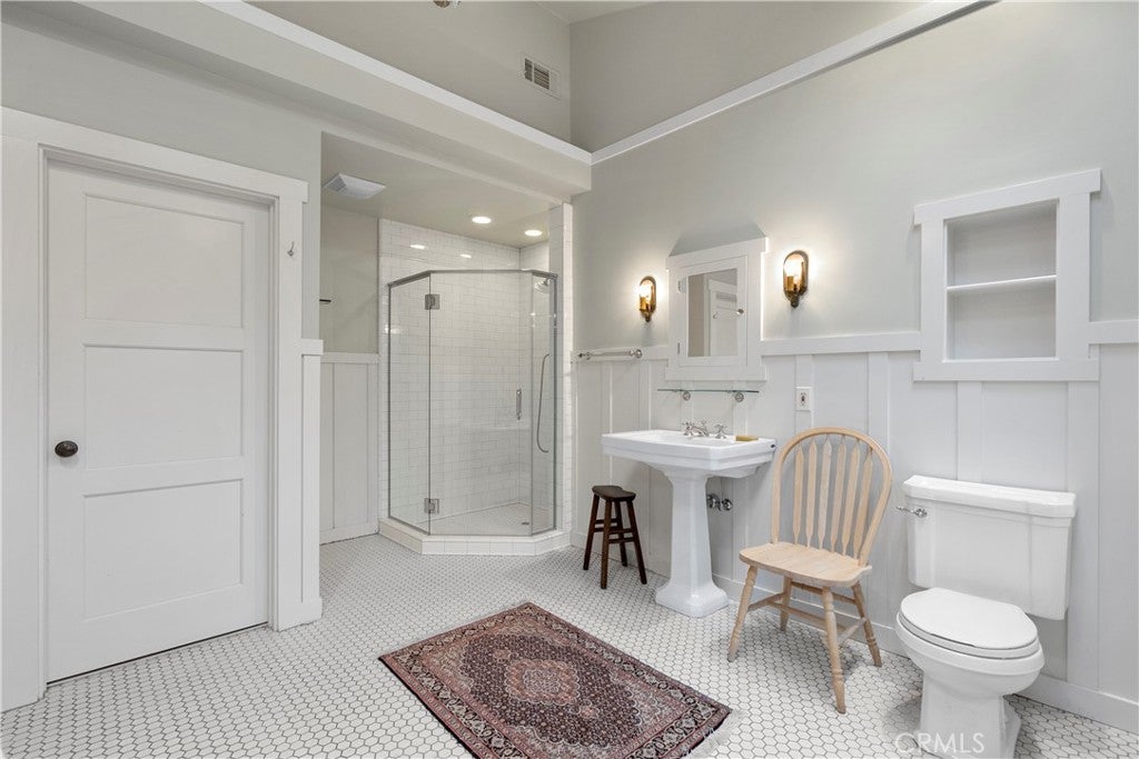 Ojai, California, 93023, United States, 4 Bedrooms Bedrooms, ,4 BathroomsBathrooms,Residential,Active,2000225