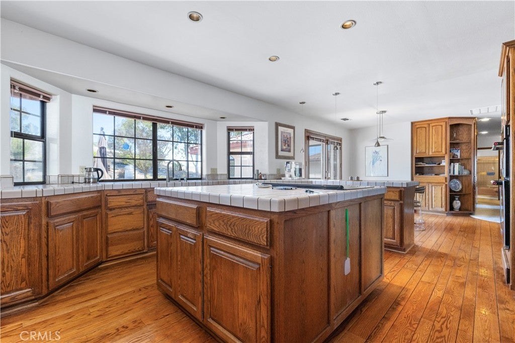 Paso Robles, California, 93446, United States, 3 Bedrooms Bedrooms, ,3 BathroomsBathrooms,Residential,Active,1954021