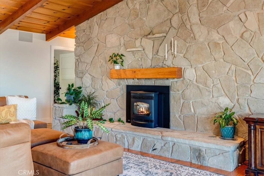 Paso Robles, California, 93446, United States, 3 Bedrooms Bedrooms, ,3 BathroomsBathrooms,Residential,Active,1990043