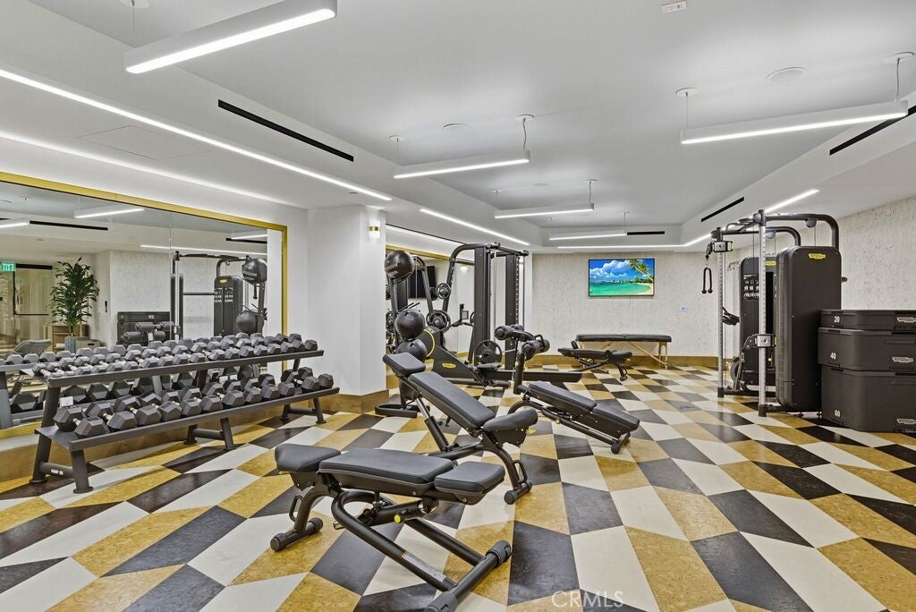 Los Angeles, California, 90069, United States, 2 Bedrooms Bedrooms, ,3 BathroomsBathrooms,Residential,Active,1995278