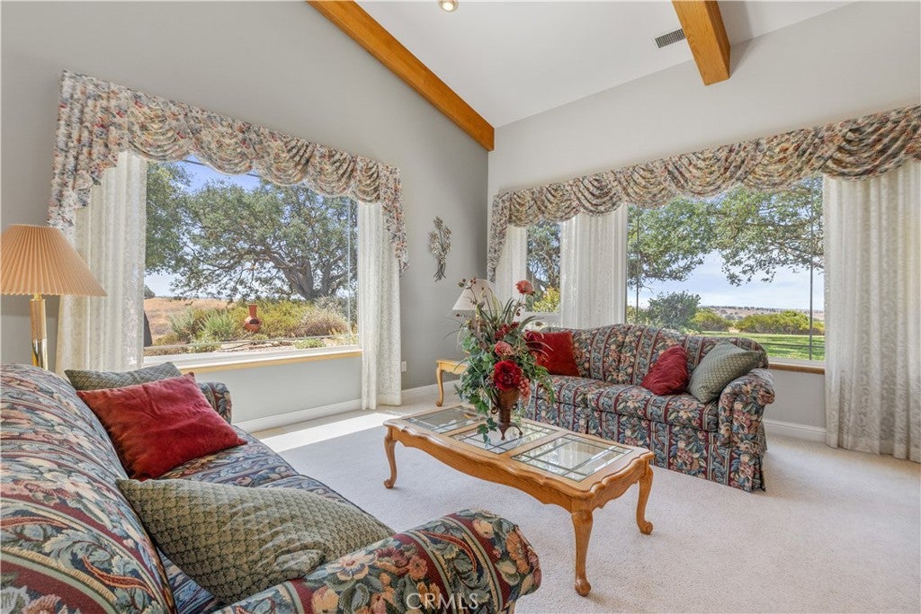 Paso Robles, California, 93446, United States, 7 Bedrooms Bedrooms, ,6 BathroomsBathrooms,Residential,Active,1919055