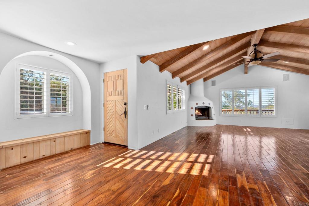 Escondido, California, 92026, United States, 3 Bedrooms Bedrooms, ,2 BathroomsBathrooms,Residential,Active,1972147