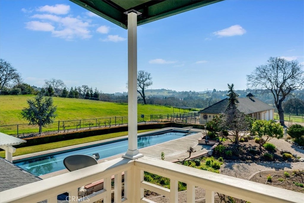 Paso Robles, California, 93446, United States, 4 Bedrooms Bedrooms, ,5 BathroomsBathrooms,Residential,Active,2016421