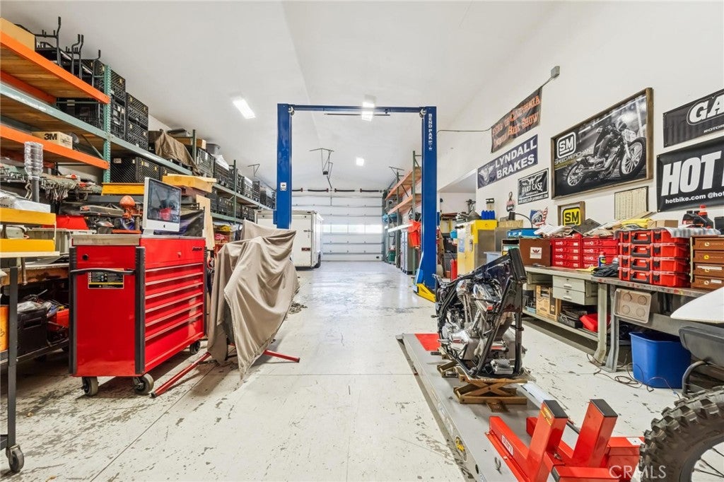 Castaic, California, 91384, United States, 6 Bedrooms Bedrooms, ,6 BathroomsBathrooms,Residential,Active,2009152