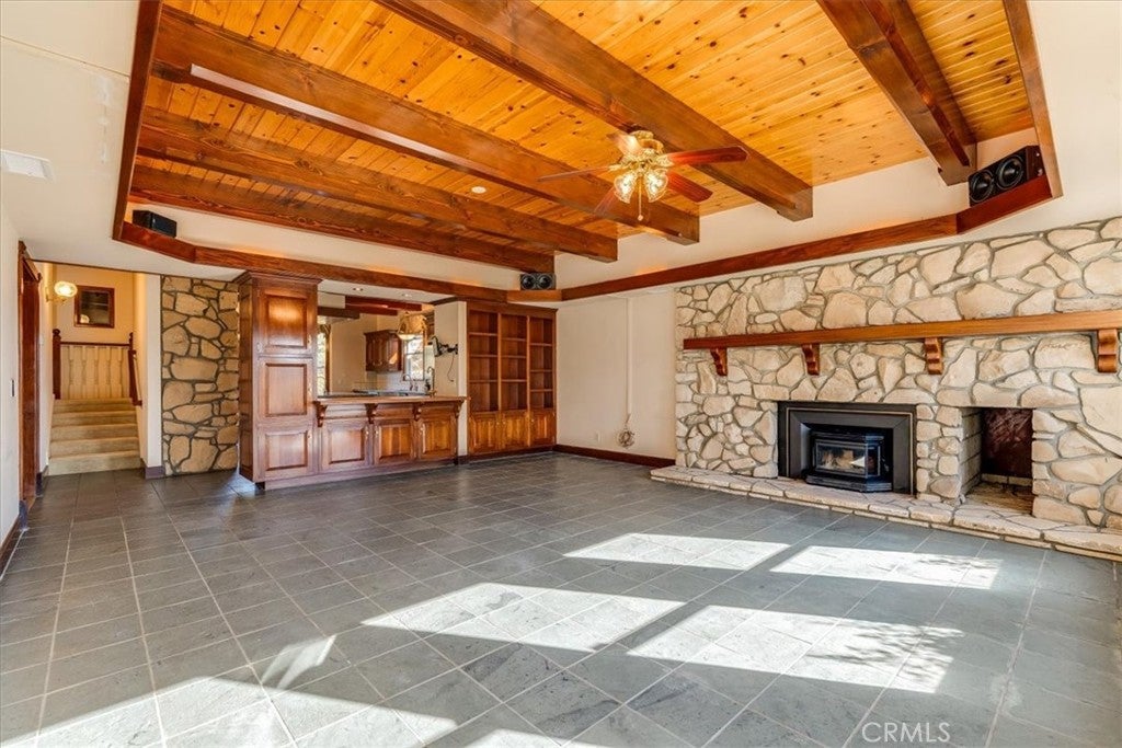 Paso Robles, California, 93446, United States, 4 Bedrooms Bedrooms, ,5 BathroomsBathrooms,Residential,Active,2016421