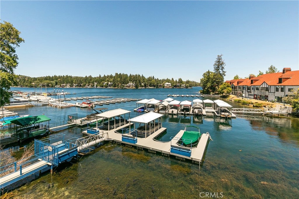 Lake Arrowhead, California, 92352, United States, 2 Bedrooms Bedrooms, ,3 BathroomsBathrooms,Residential,Active,1908134
