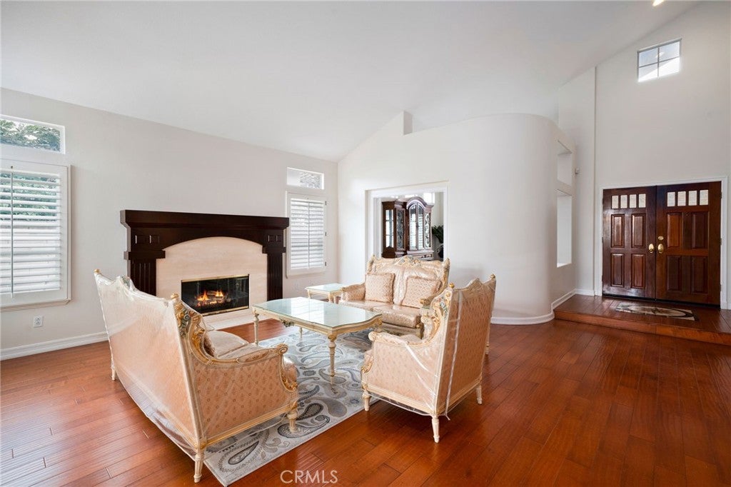 Cypress, California, 90630, United States, 4 Bedrooms Bedrooms, ,4 BathroomsBathrooms,Residential,Active,1945840