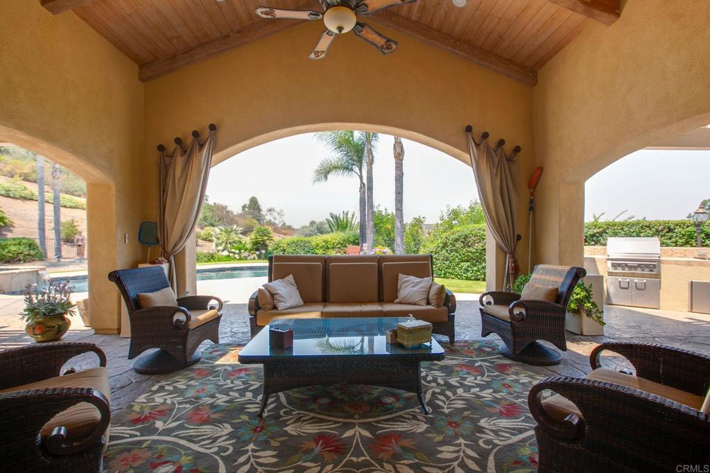 Bonsall, California, 92003, United States, 4 Bedrooms Bedrooms, ,4 BathroomsBathrooms,Residential,Active,1892629