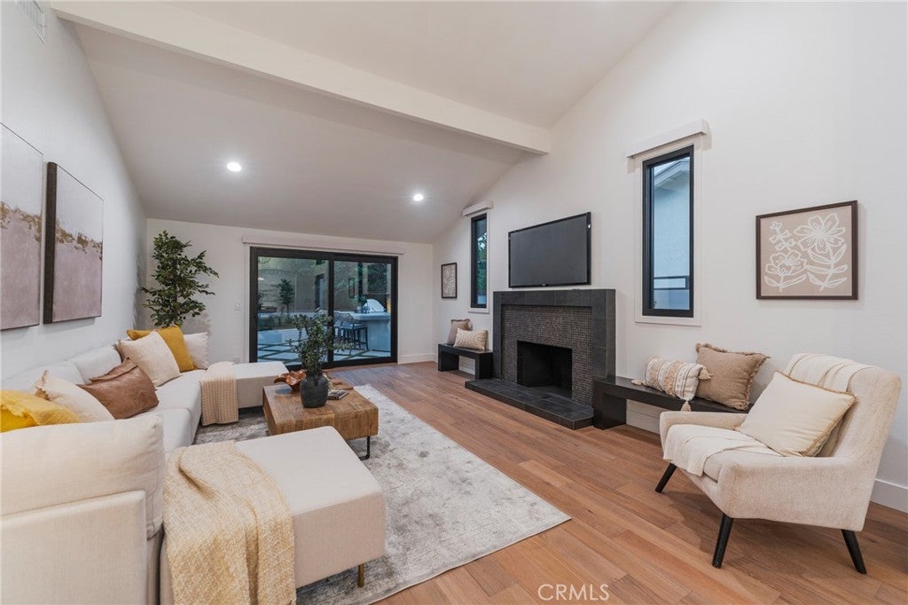 Corona Del Mar, California, 92625, United States, 3 Bedrooms Bedrooms, ,2 BathroomsBathrooms,Residential,Active,1863288