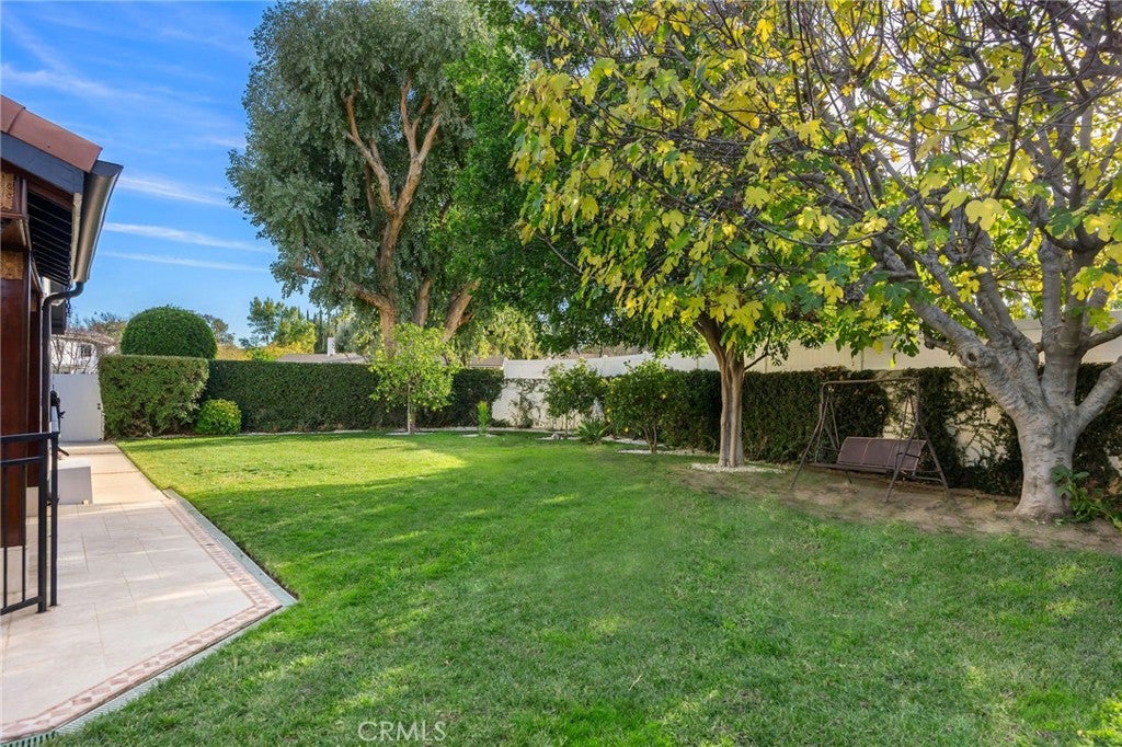 Chatsworth, California, 91311, United States, 4 Bedrooms Bedrooms, ,3 BathroomsBathrooms,Residential,Active,2006764