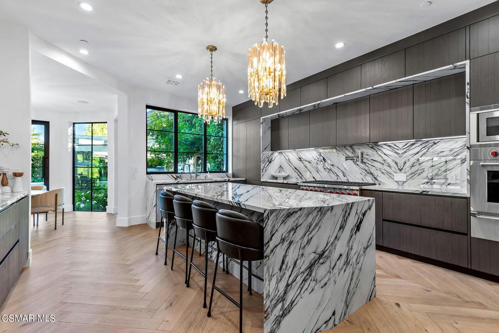 Westlake Village, California, 91362, United States, 5 Bedrooms Bedrooms, ,10 BathroomsBathrooms,Residential,Active,1756358