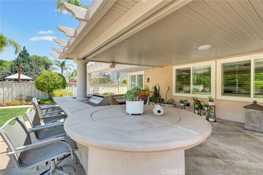 Murrieta, California, 92562, United States, 6 Bedrooms Bedrooms, ,5 BathroomsBathrooms,Residential,Active,1914833