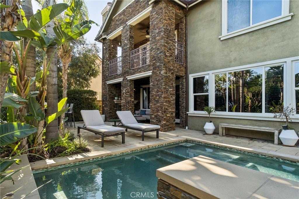 Valencia, California, 91354, United States, 6 Bedrooms Bedrooms, ,6 BathroomsBathrooms,Residential,Active,2008301