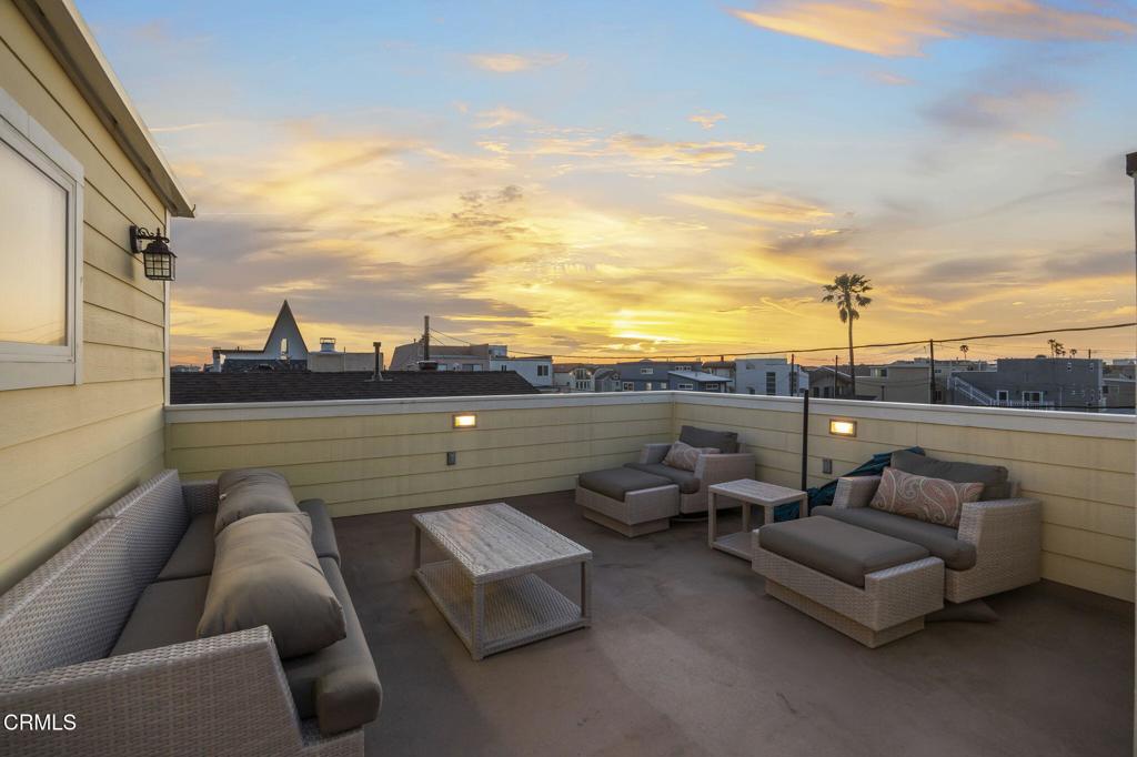 Oxnard, California, 93035, United States, 3 Bedrooms Bedrooms, ,3 BathroomsBathrooms,Residential,Active,1757626