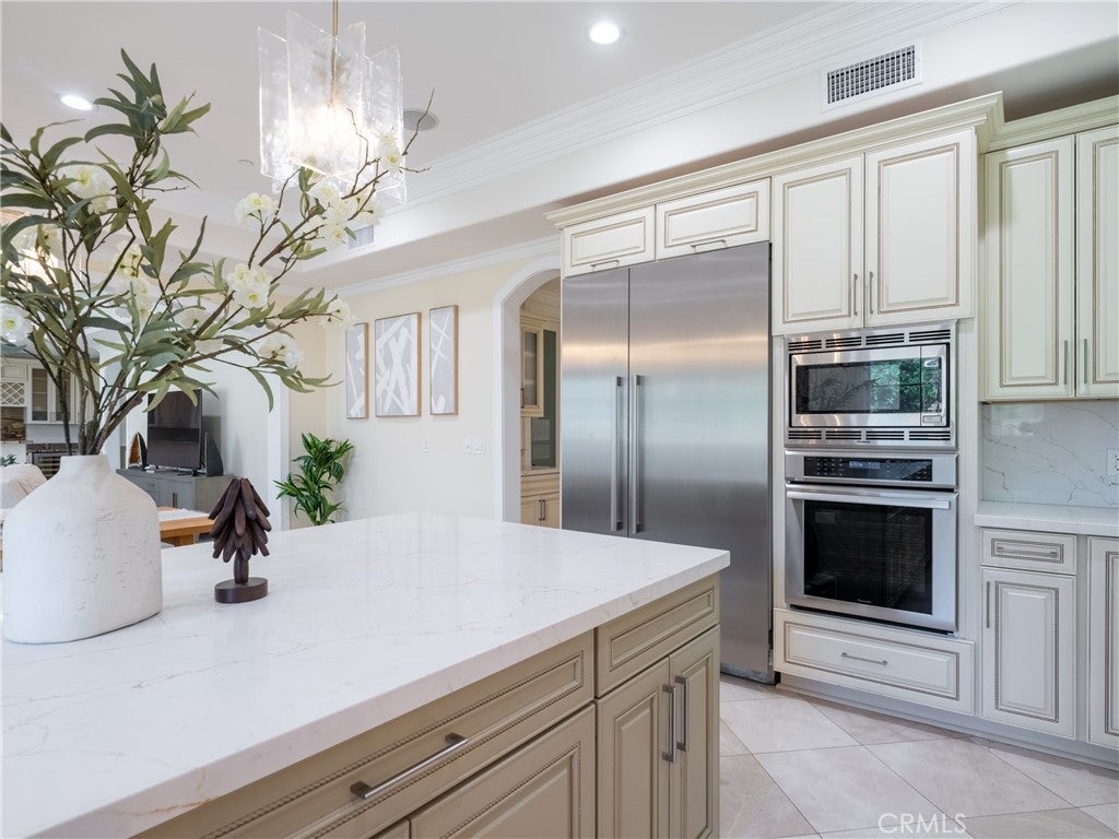 Arcadia, California, 91006, United States, 6 Bedrooms Bedrooms, ,7 BathroomsBathrooms,Residential,Active,1936439