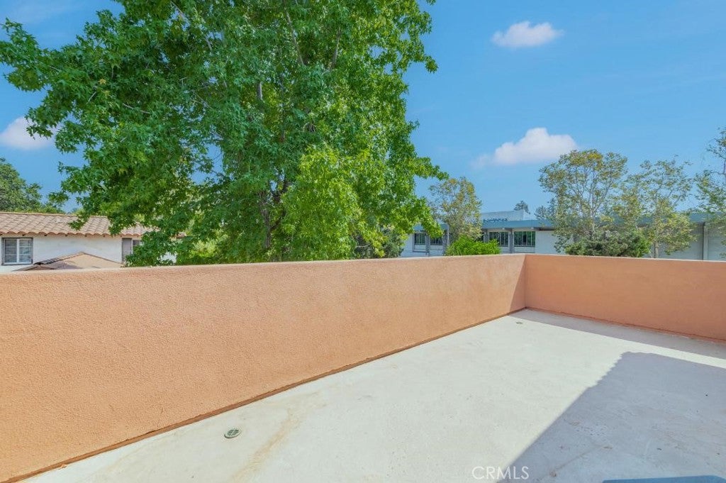 Pasadena, California, 91107, United States, 6 Bedrooms Bedrooms, ,5 BathroomsBathrooms,Residential,Active,1914920