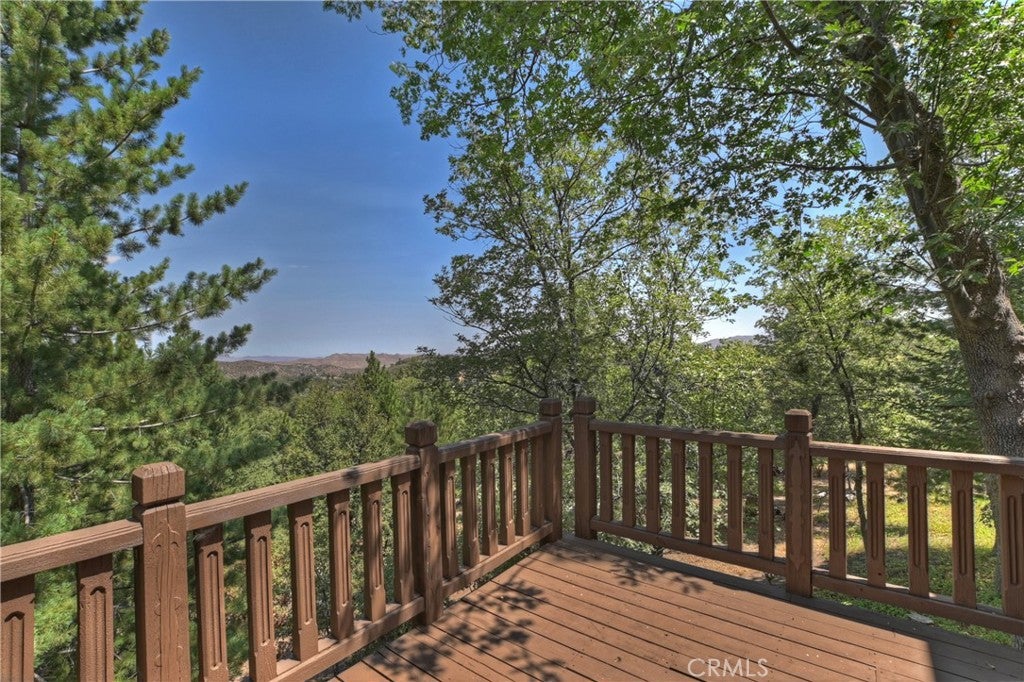 Lake Arrowhead, California, 92352, United States, 4 Bedrooms Bedrooms, ,5 BathroomsBathrooms,Residential,Active,1897983