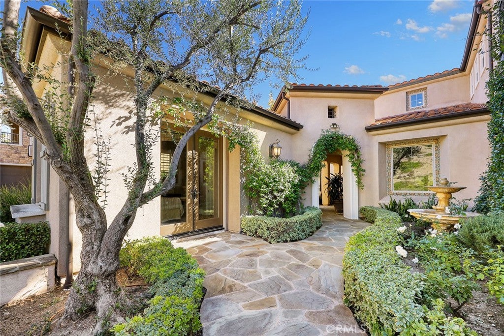 Walnut, California, 91789, United States, 4 Bedrooms Bedrooms, ,5 BathroomsBathrooms,Residential,Active,1990595