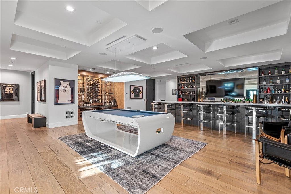 Los Angeles, California, 90077, United States, 8 Bedrooms Bedrooms, ,12 BathroomsBathrooms,Residential,Active,1905105