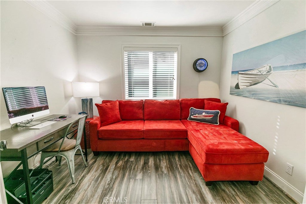 Lake Arrowhead, California, 92352, United States, 2 Bedrooms Bedrooms, ,3 BathroomsBathrooms,Residential,Active,1945074