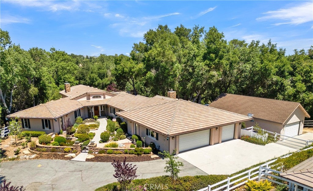 Templeton, California, 93465, United States, 3 Bedrooms Bedrooms, ,4 BathroomsBathrooms,Residential,Active,1899871