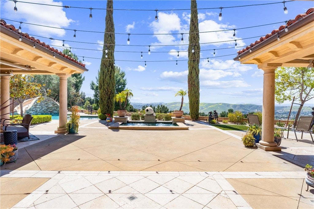 Ladera Ranch, California, 92694, United States, 5 Bedrooms Bedrooms, ,6 BathroomsBathrooms,Residential,Active,1798097