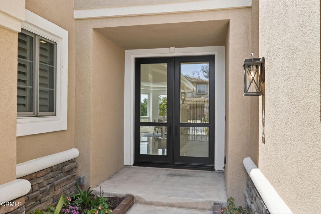 Camarillo, California, 93010, United States, 5 Bedrooms Bedrooms, ,5 BathroomsBathrooms,Residential,Active,1914809