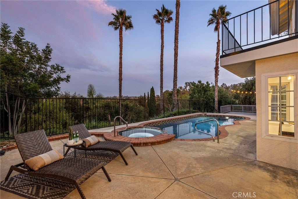 Laguna Niguel, California, 92677, United States, 4 Bedrooms Bedrooms, ,3 BathroomsBathrooms,Residential,Active,1986875