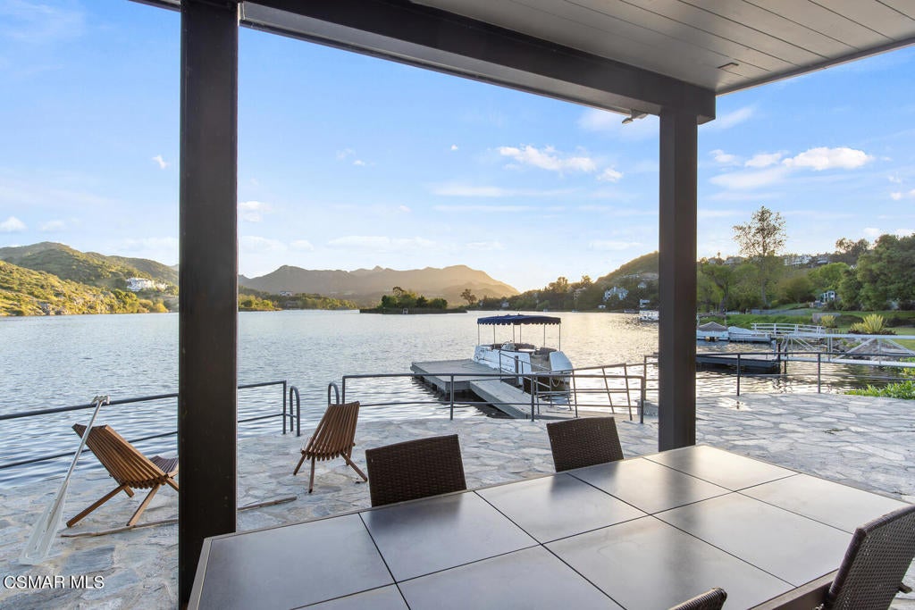 Lake Sherwood, California, 91361, United States, ,4 BathroomsBathrooms,Residential,Active,1820410