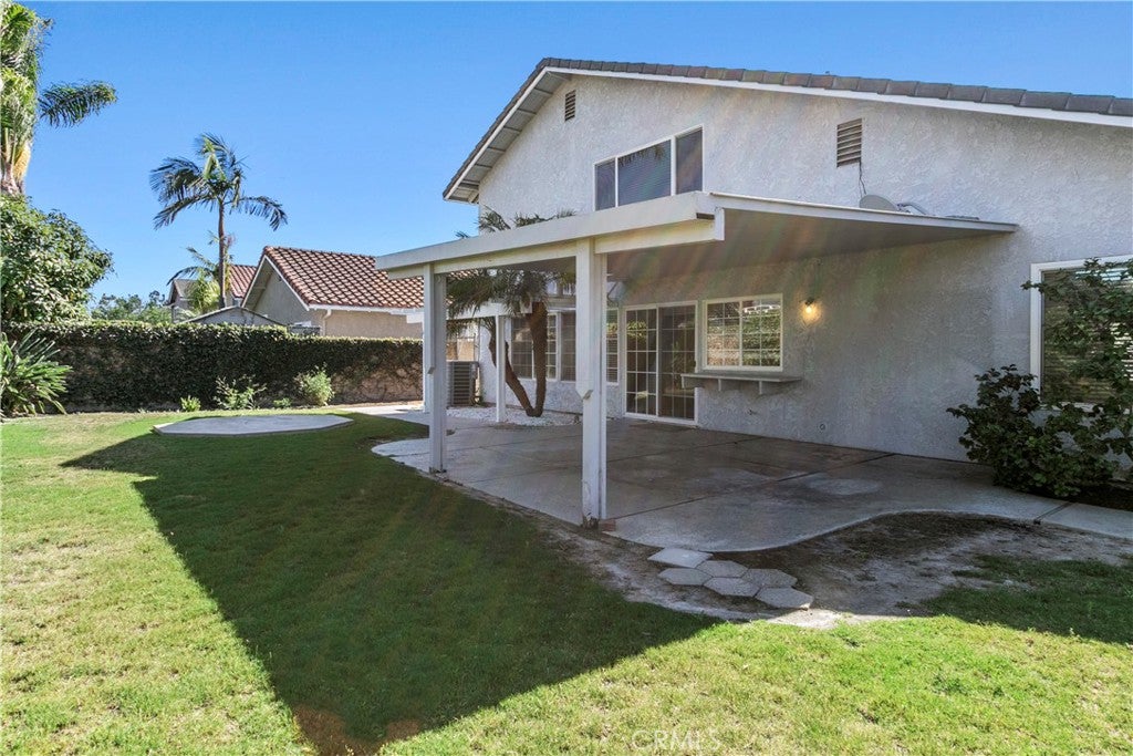 Fountain Valley, California, 92708, United States, 4 Bedrooms Bedrooms, ,3 BathroomsBathrooms,Residential,Active,1922326