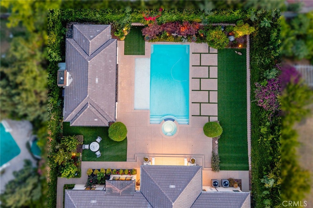 Arcadia, California, 91007, United States, 6 Bedrooms Bedrooms, ,7 BathroomsBathrooms,Residential,Pending,1898195